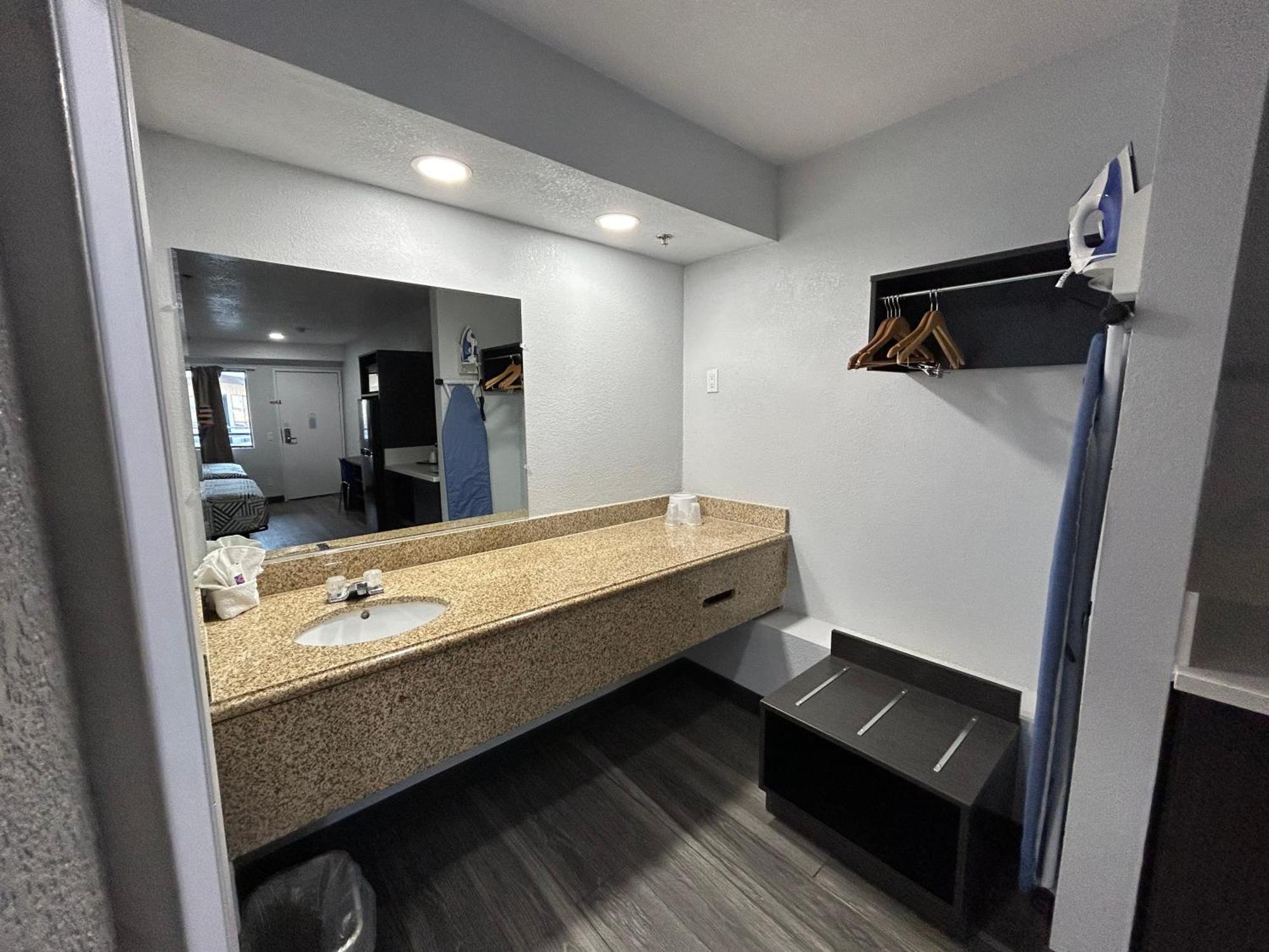 Studio 6 Bakersfield, Ca South Ngoại thất bức ảnh